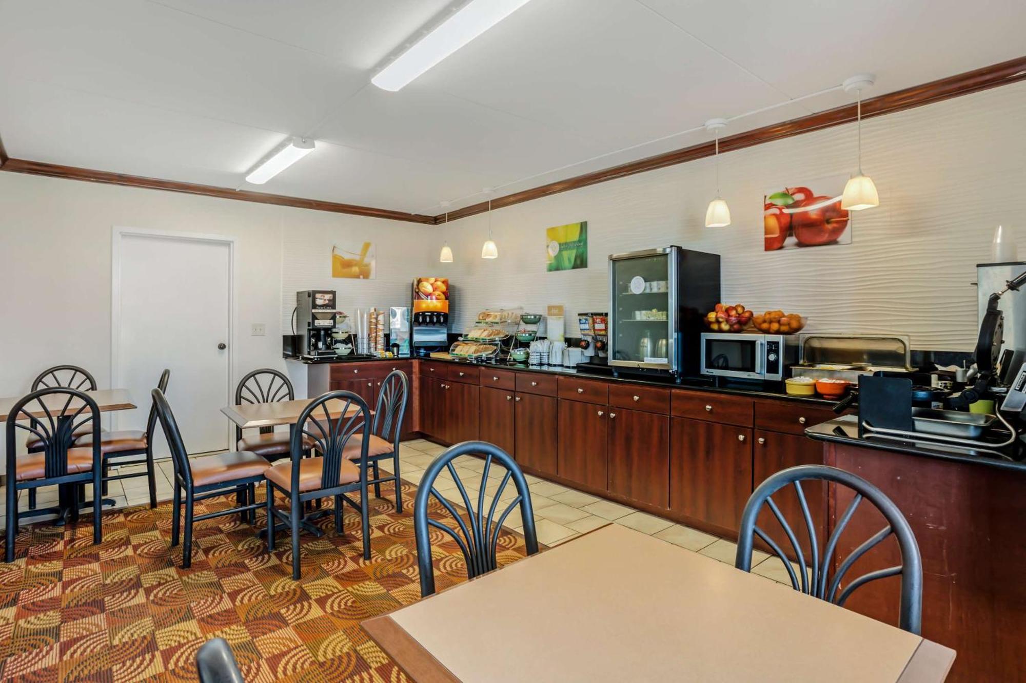 Quality Inn Enola - Harrisburg Ngoại thất bức ảnh